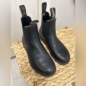 Blundstone black high top boots, women’s US size 8.5